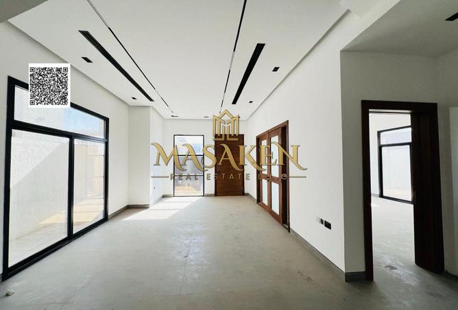 72313220 - Property Image 3