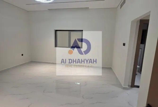 104681205 - Property Image 2