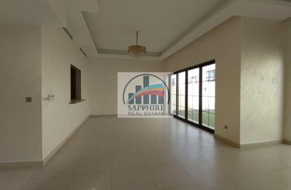 Villa - 4 Bedrooms - 6 Bathrooms for rent in Nad Al Sheba Villas - Nad Al Sheba 3 - Nad Al Sheba - Dubai