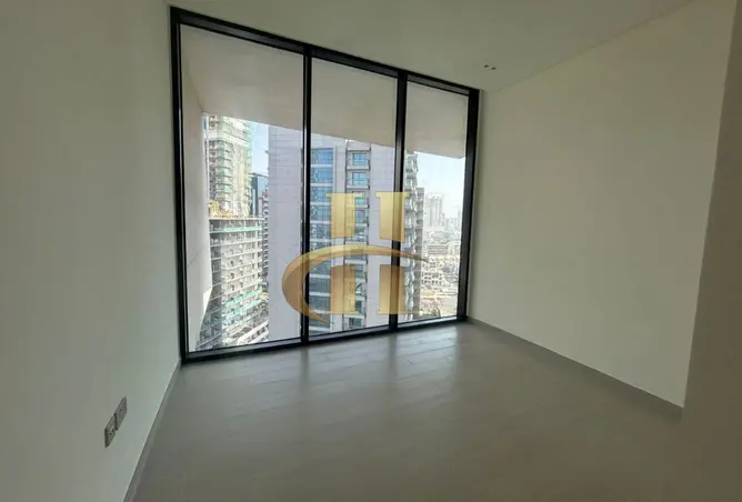 120639168 - Property Image 3