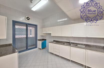 Apartment - 3 Bedrooms - 4 Bathrooms for rent in SG Al Majaz Building - Al Majaz - Sharjah Apartment - 3 Bedrooms - 4 Bathrooms for rent in SG Al Majaz Building - Al Majaz - Sharjah