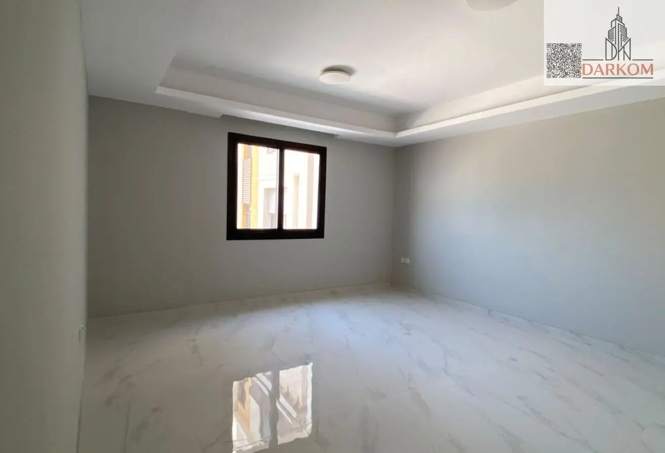 155584382 - Property Main Image