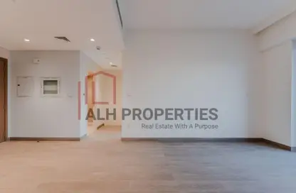 شقة - غرفة نوم - 1 حمام للبيع في لوتس في كريك بيتش مبنى 3 - لوتس في كريك بيتش - جريك بيتش - مرسى خور دبي - دبي