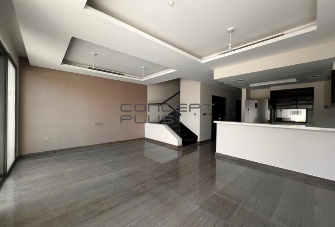 112300426 - Property Image 3
