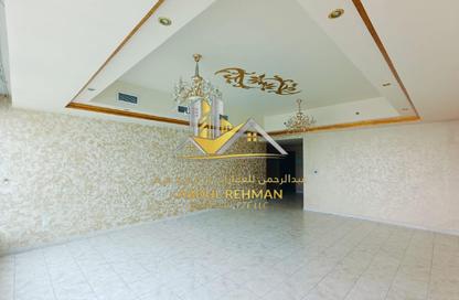 Apartment - 2 Bedrooms - 4 Bathrooms for rent in Al Dana Tower - Al Majaz 3 - Al Majaz - Sharjah Apartment - 2 Bedrooms - 4 Bathrooms for rent in Al Dana Tower - Al Majaz 3 - Al Majaz - Sharjah