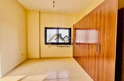 Apartment - 3 - 4 for rent in Silicon Gates 1 - Silicon Gates - Dubai Silicon Oasis - Dubai