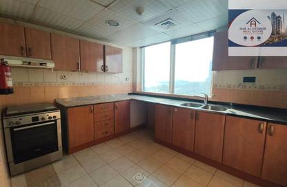 Apartment - 1 - 2 for rent in Al Khan Corniche - Al Khan - Sharjah