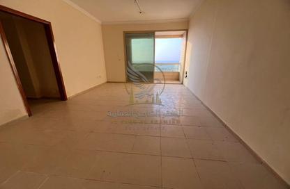 Apartment - 2 - 2 for rent in Al Qulayaa Building - Al Qulaya'ah - Al Sharq - Sharjah Apartment - 2 - 2 for rent in Al Qulayaa Building - Al Qulaya'ah - Al Sharq - Sharjah
