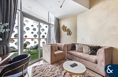 Apartment - Studio - 1 Bathroom for rent in Millennium Binghatti Residences - Business Bay - Dubai