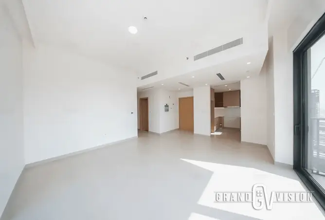 156100773 - Property Image 2