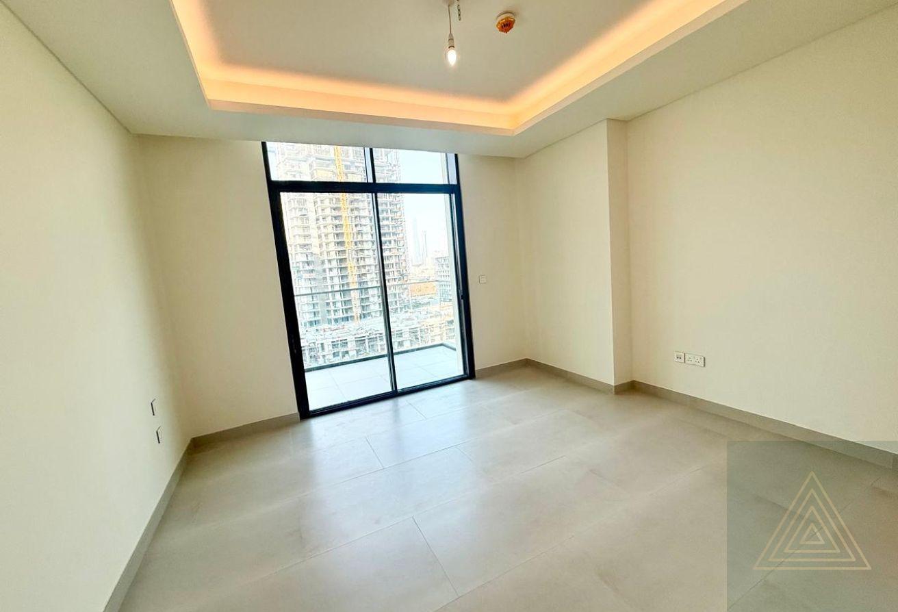 Burj View | High Floor | 3BR + Maid | Corner photo 15
