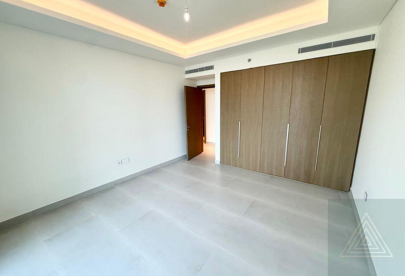 Burj View | High Floor | 3BR + Maid | Corner photo 12