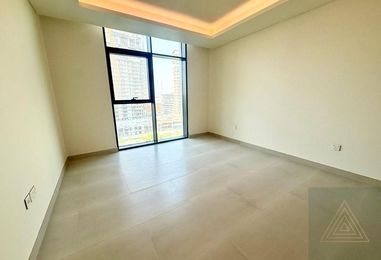 Burj View | High Floor | 3BR + Maid | Corner photo 7
