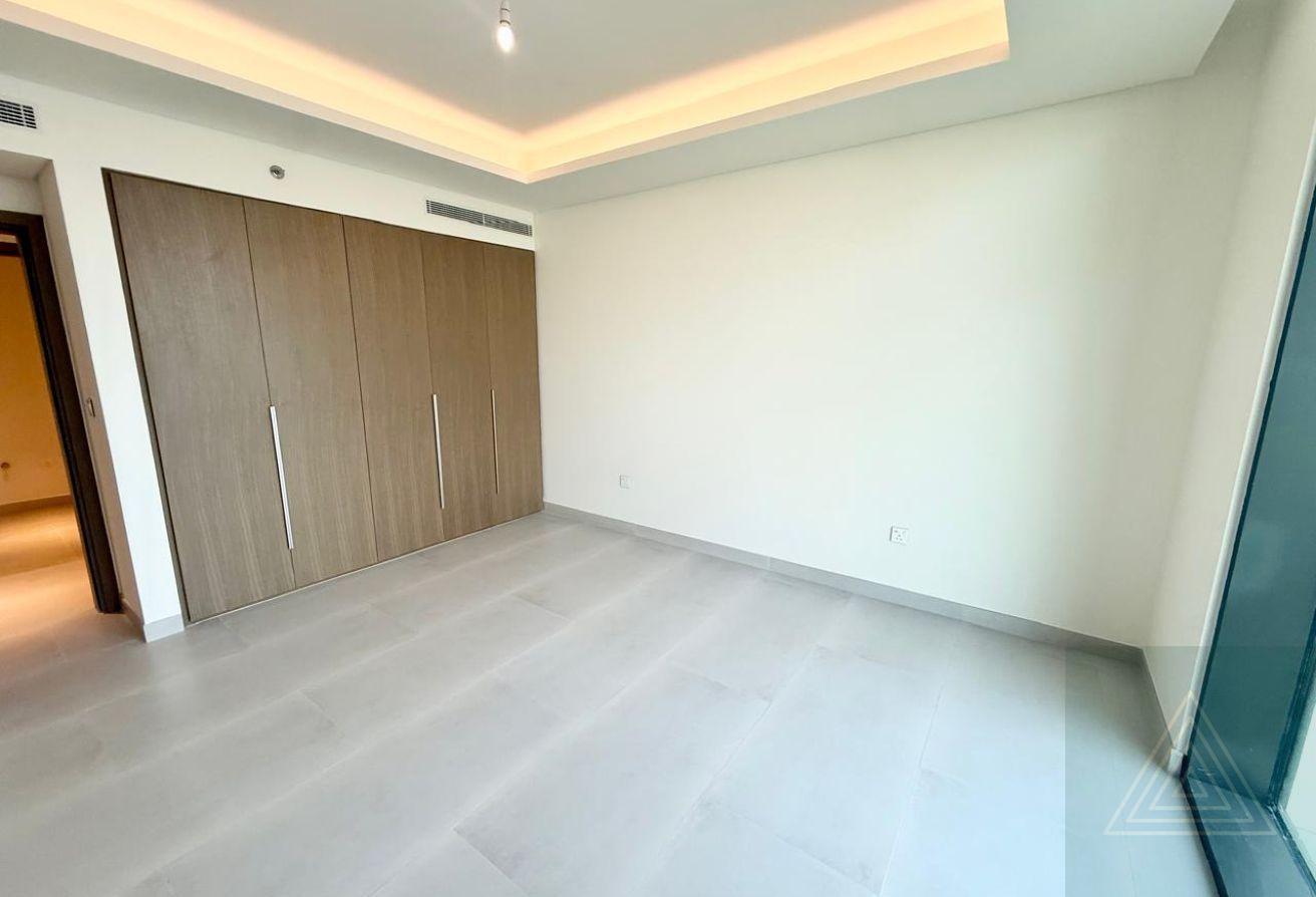 Burj View | High Floor | 3BR + Maid | Corner photo 13