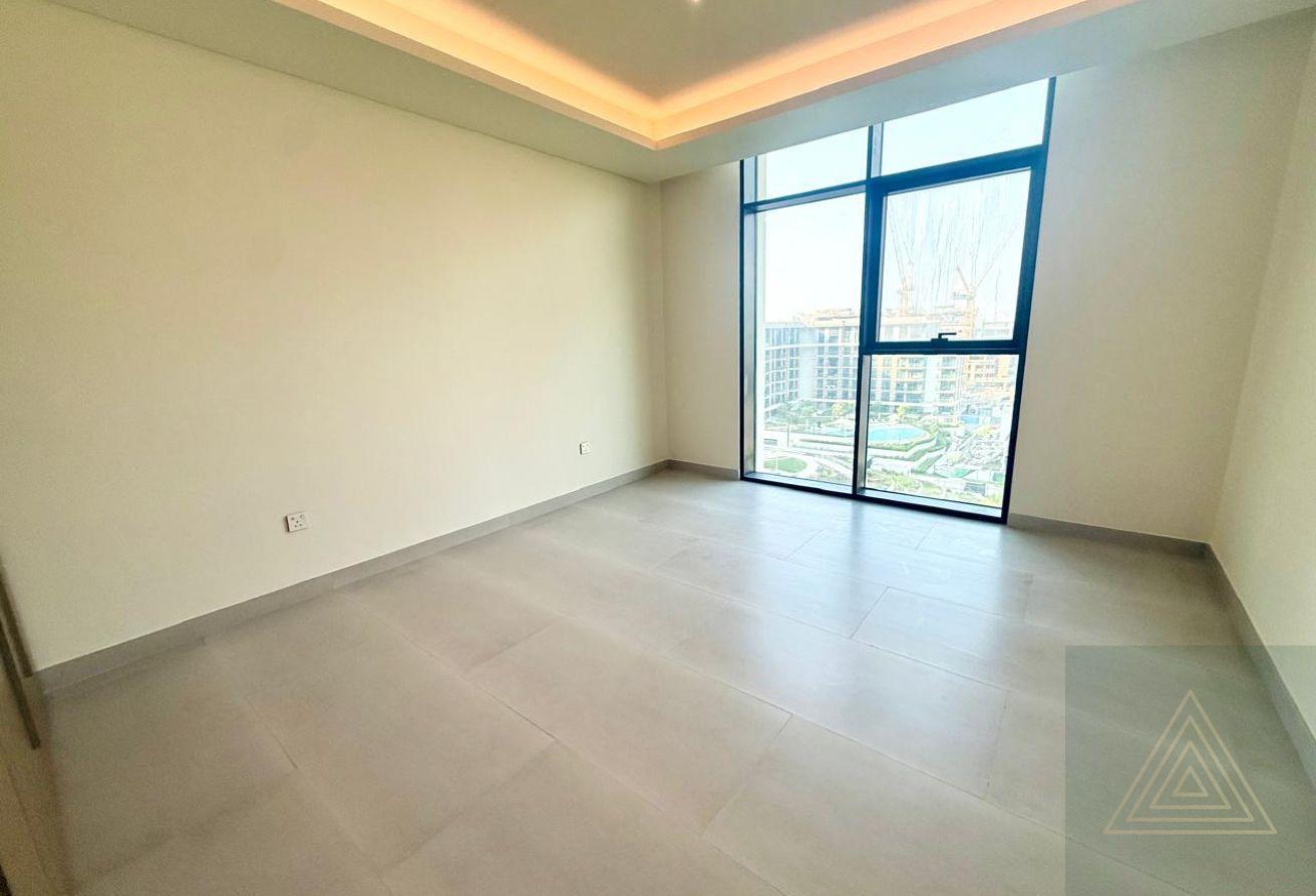 Burj View | High Floor | 3BR + Maid | Corner photo 9