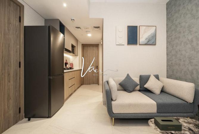 96933682 - Property Image 3
