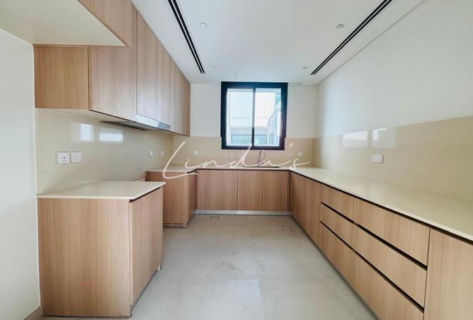 4-bed villa in Caya 2 — photo 4