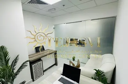 مكتب - غرفة نوم - 1 حمام للايجار في أسبن - شارع الشيخ زايد - دبي