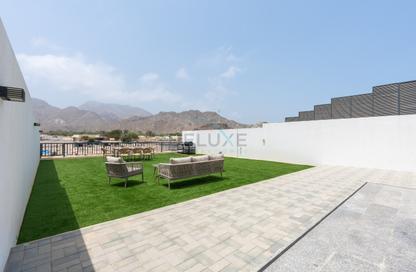 Villa - 5 - 6 for rent in Al Dana Villas - Sharm - Fujairah