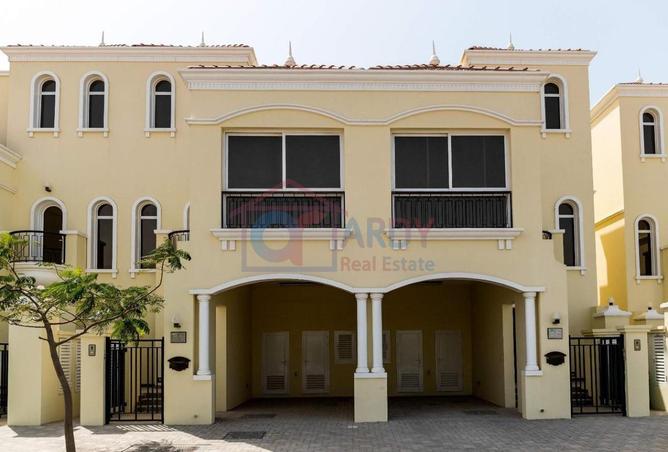 Available immediately spacious 3 bed Bayti Homes.
