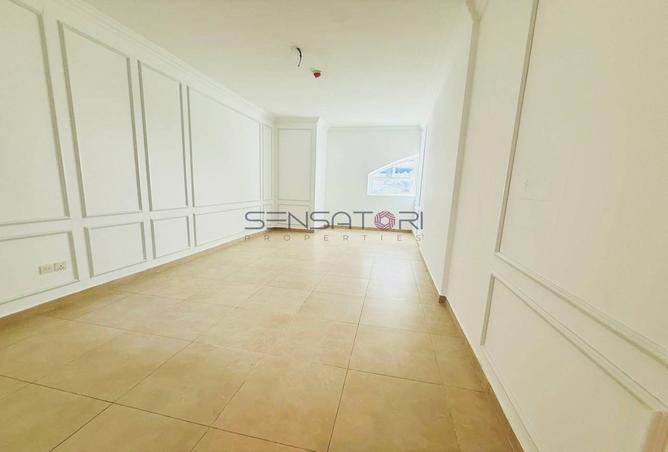FAMILY - FRIENDLY ENVIRONMENT | SPACIOUS INTERIOR