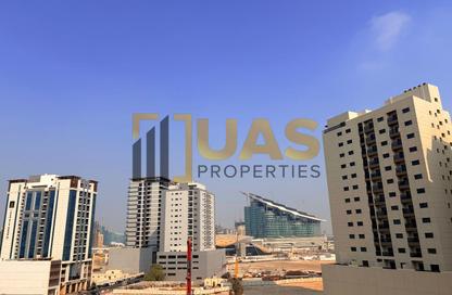 Apartment - 2 - 4 for rent in Noor Al Safa Building - Al Jaddaf - Dubai Apartment - 2 - 4 for rent in Noor Al Safa Building - Al Jaddaf - Dubai
