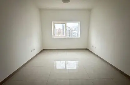 شقة - غرفة نوم - 1 حمام للايجار في شارع التعاون الجديد - التعاون - الشارقة شقة - غرفة نوم - 1 حمام للايجار في شارع التعاون الجديد - التعاون - الشارقة