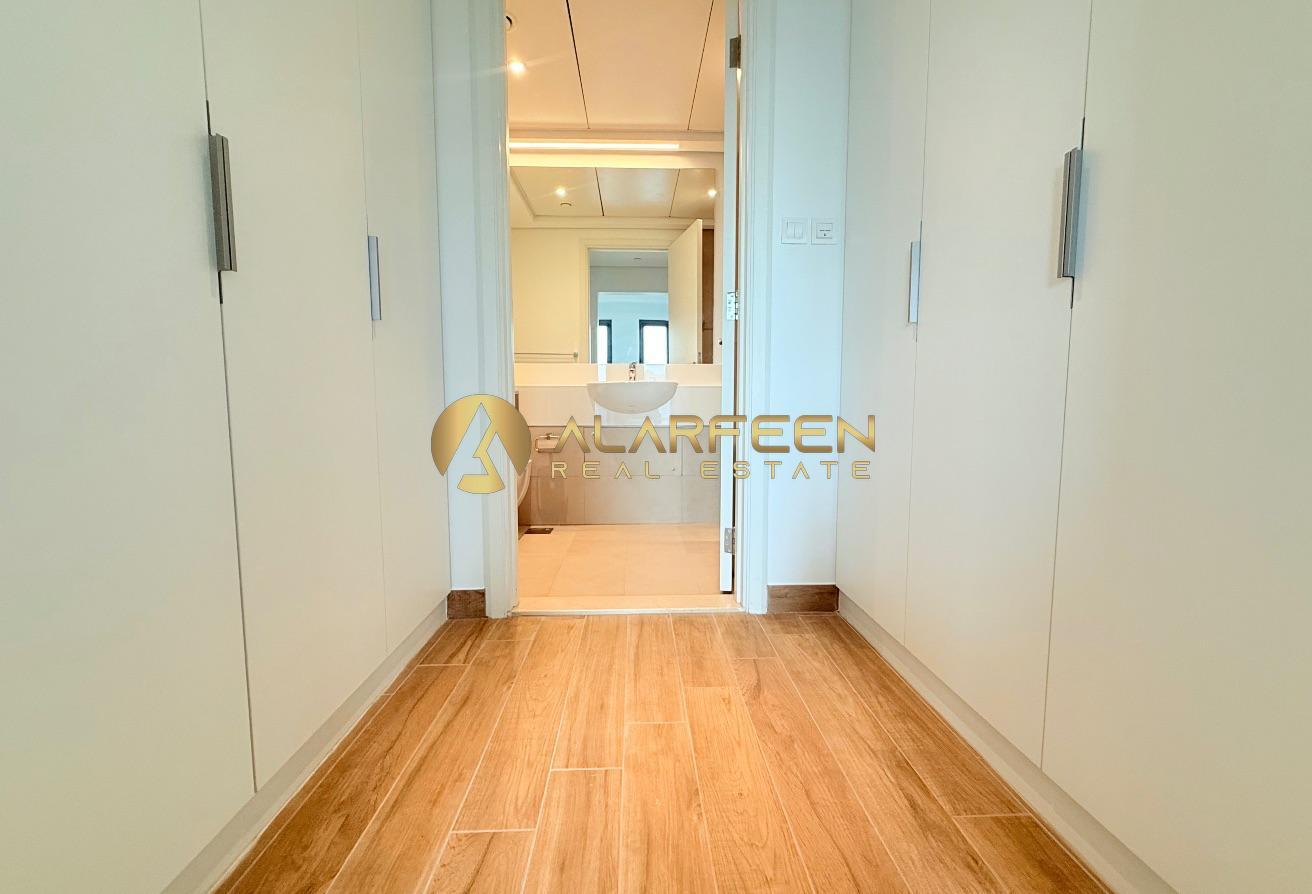 Bright 3BHK | Expo Village | Walk to Metro photo 15