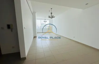 شقة - 2 غرف نوم - 3 حمامات للايجار في منازل الصفا - الخليج التجاري - دبي