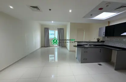 Apartment - 1 Bedroom - 2 Bathrooms for rent in Marina Bay by DAMAC - Najmat Abu Dhabi - Al Reem Island - Abu Dhabi