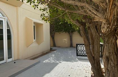 Villa - 4 Bedrooms - 5 Bathrooms for rent in 12 Villas - Jumeirah 1 - Jumeirah - Dubai