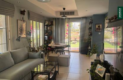 Villa - 2 Bedrooms - 3 Bathrooms for rent in Springs 7 - The Springs - Dubai