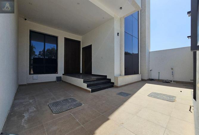 54581445 - صورة العقار 2