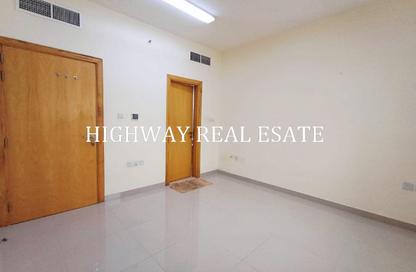 Apartment - 1 - 2 for rent in Al Nada Tower - Al Nahda - Sharjah