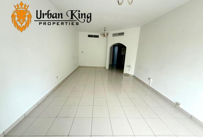 2OjpISJGWga - Property Image 3