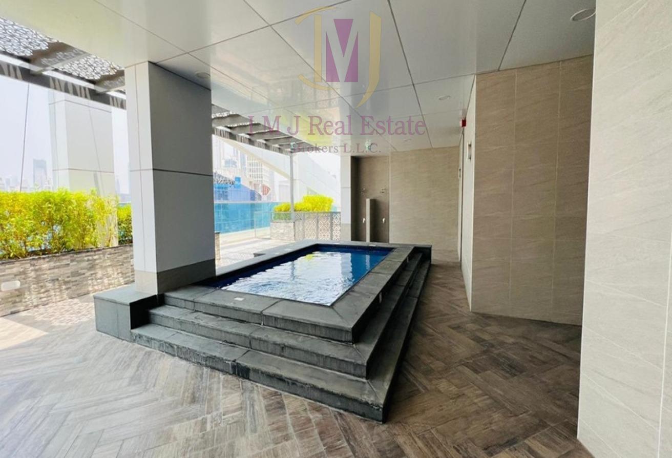 UNFURNISHED | 1 BR | MID FLOOR | CANAL VIEW photo 14