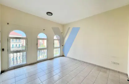 شقة - 2 غرف نوم - 3 حمامات للايجار في مبنى 108-137 - طراز حديث - ديسكفري جاردنز - دبي