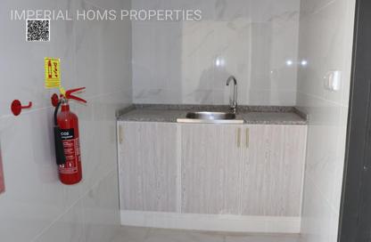 Warehouse - Studio - 1 Bathroom for rent in Umm Al Thuoob - Umm Al Quwain