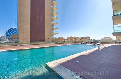 شقة - غرفة نوم - 2 حمامات للايجار في برج السيف - شاطئ الراحة - أبوظبي