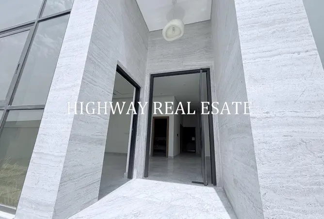 153283709 - Property Image 3