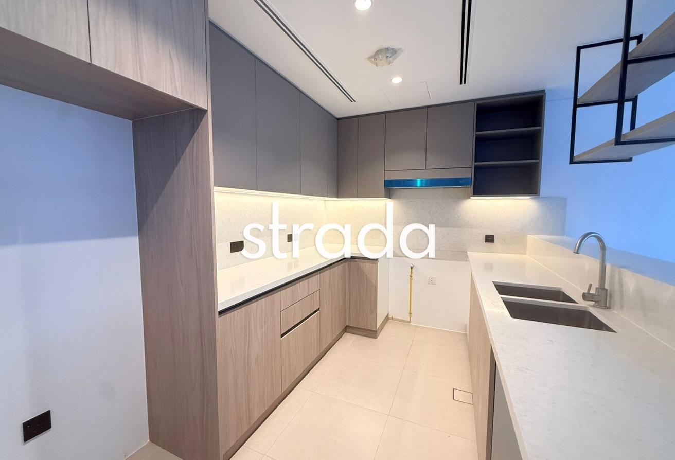 Available | Great Location | Viewable photo 6