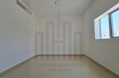 Apartment - 1 - 1 for rent in Fire Station Road - Muwaileh - Sharjah