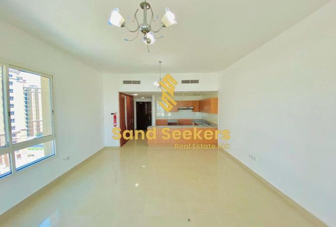 69112384 - Property Image 2