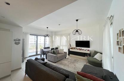 Apartment - 3 Bedrooms - 4 Bathrooms for sale in Zahra Apartments 2B - Zahra Apartments 2 - Zahra Apartments - Town Square - Dubai