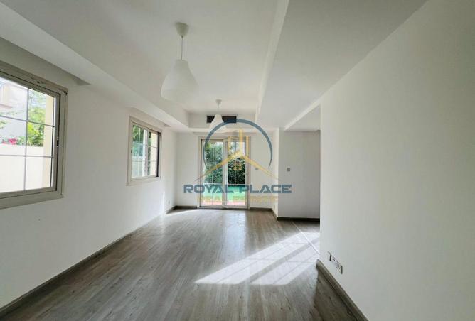 75030977 - Property Image 3