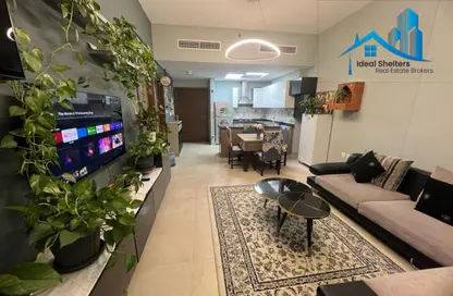 شقة - غرفة نوم - 2 حمامات للايجار في عزيزي فاريشتا - الفرجان - دبي شقة - غرفة نوم - 2 حمامات للايجار في عزيزي فاريشتا - الفرجان - دبي