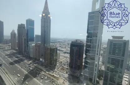 شقة - 2 غرف نوم - 2 حمامات للايجار في برج توينتي فرست سينشري - شارع الشيخ زايد - دبي
