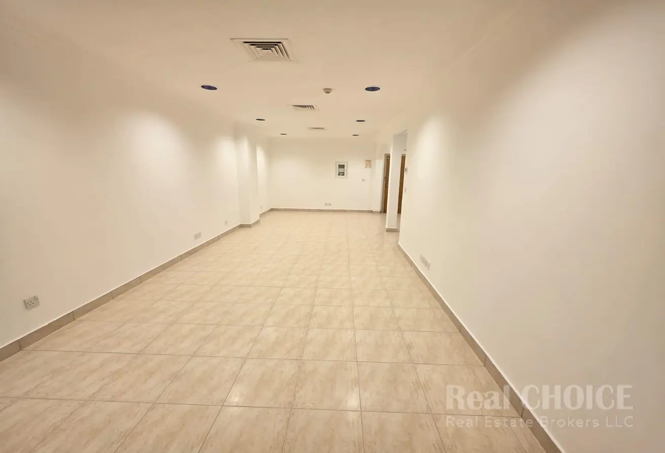 85732201 - Property Main Image