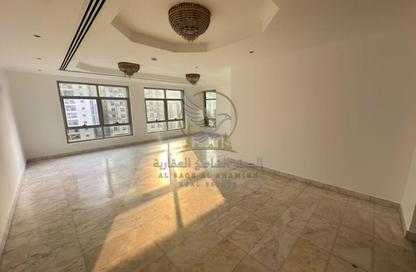 Apartment - 3 - 4 for rent in Al Majaz 3 - Al Majaz - Sharjah Apartment - 3 - 4 for rent in Al Majaz 3 - Al Majaz - Sharjah