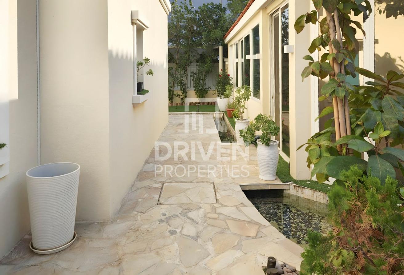 Furnished with Maids Room | Pool | Huge Plot photo 11